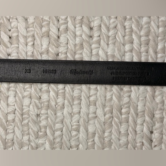 Madewell Triple Metal Keeper Belt - Picture 6 of 7